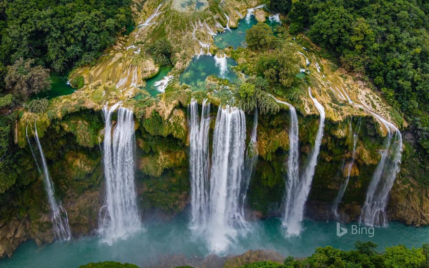 Tamul waterfall in the state of San Luis Potosí, Mexico