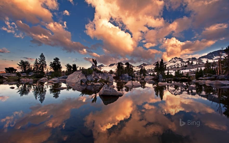 On the John Muir Trail near Mammoth Lakes, California