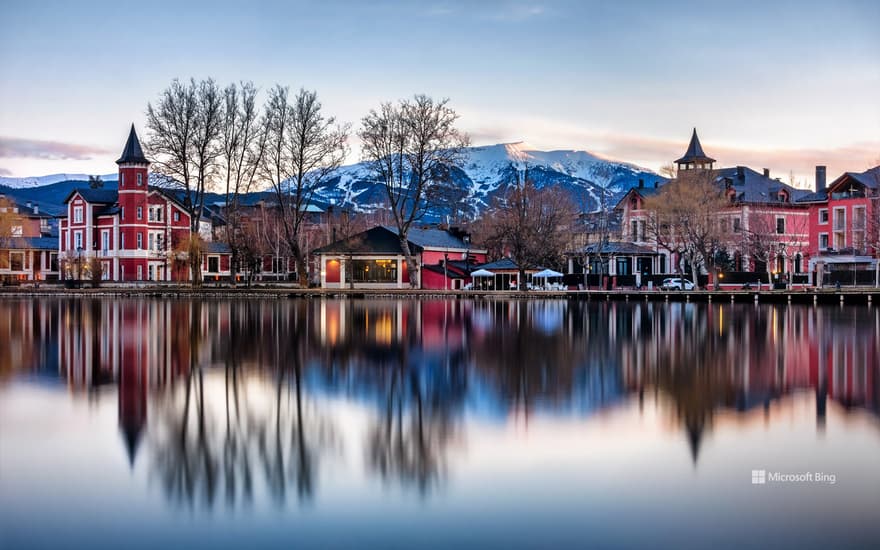 Lago de Puigcerdá, Gerona, Catalonia, Spain