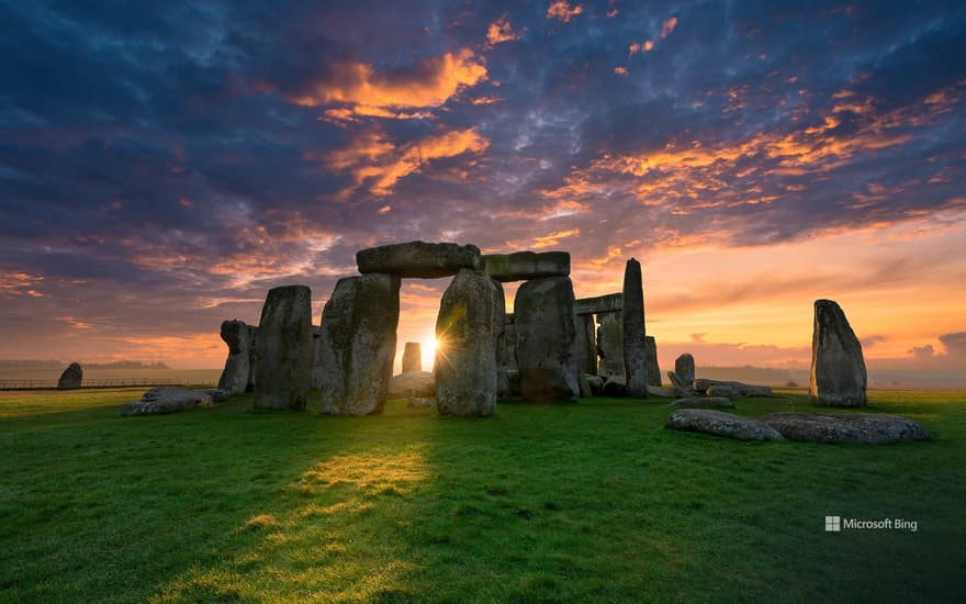 Stonehenge, Salisbury Plain, Wiltshire, England